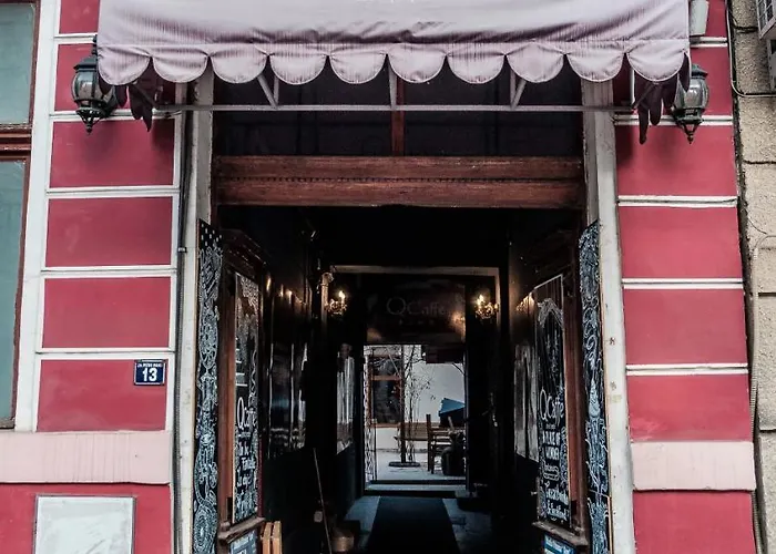 Central Cluj Apartments Апартаменты *